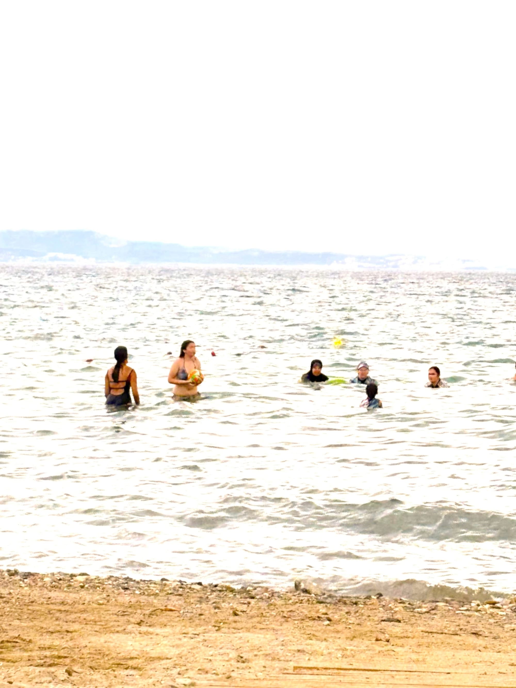 Muasır Medeniyet Seviyesi, Sınıflar ve Plajlar - Sanem Su Avcı