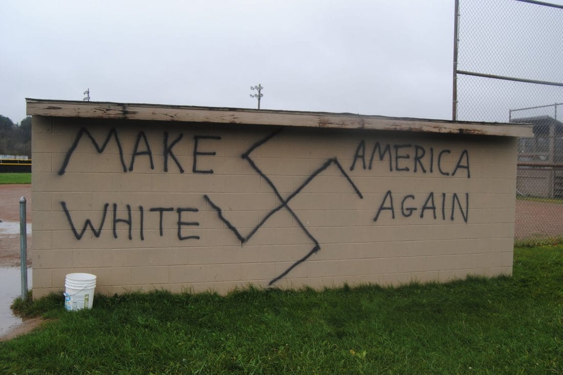 Donald Trump’ın destekçilerinden antisemit graffitiler