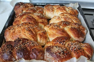 Şabat’a Girerken Şabat Ekmeği (Hala) Tarifi – Rika Kuriel