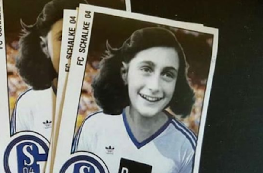 Alman Futbolseverler Rakipleriyle Dalga Geçmek İçin Anne Frank’in Fotoğrafını Kullandı