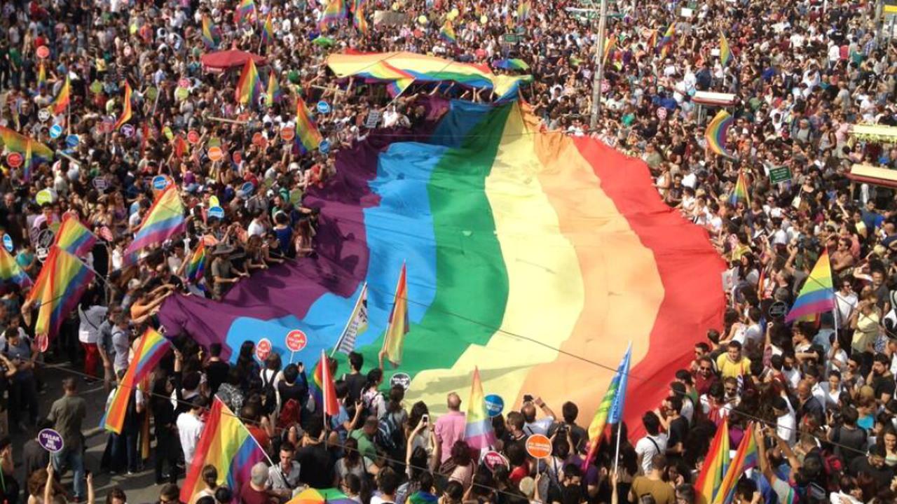 LGBTİ+ Dosyası: “Cemaatin çok küçük bir grup oluşu, anonim olma özgürlüğünü etkiliyor”