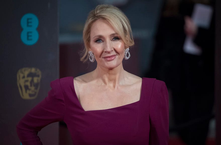J.K. Rowling’in yeni romanındaki kötü karakter İsrail’den nefret eden bir Antisemit