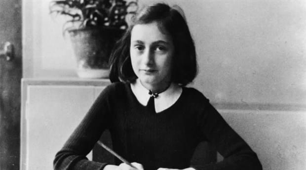 Anne Frank’ın günlüğünün yayınlanmamış iki sayfası ortaya çıktı