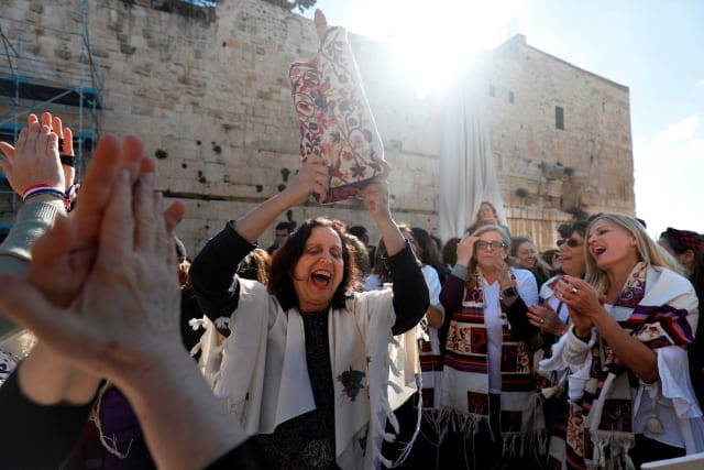 Yahudi Kadınlar, Kadınlar Günü’nde Kotel’de Saldırıya Uğradılar