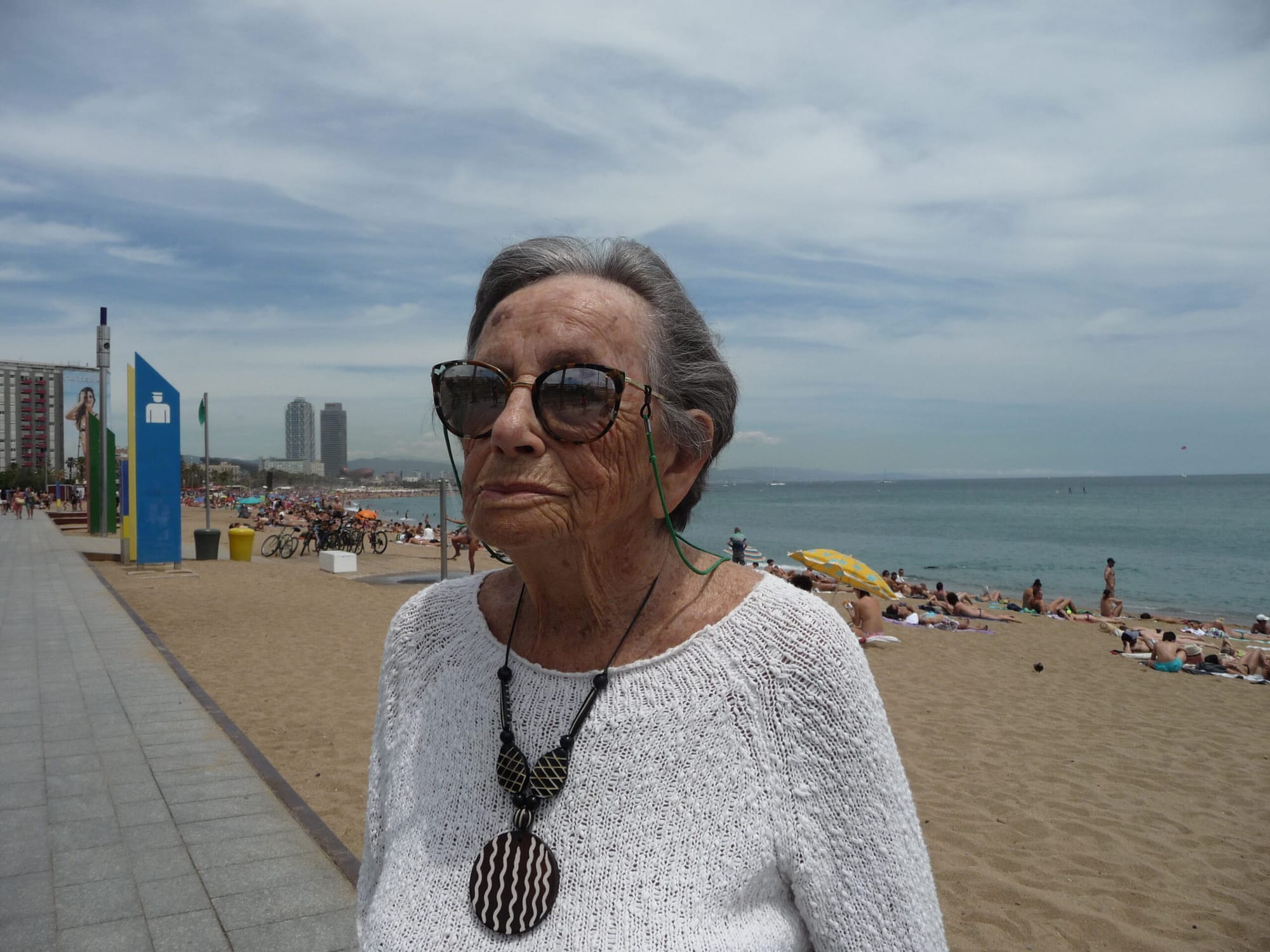 Bella Eskenazi: Tutkulu bir köy enstitüsü hocası, Orhan Veli’nin şiirlerinin gizemi, ilham veren bir yaşam öyküsü – Reyan Tuvi