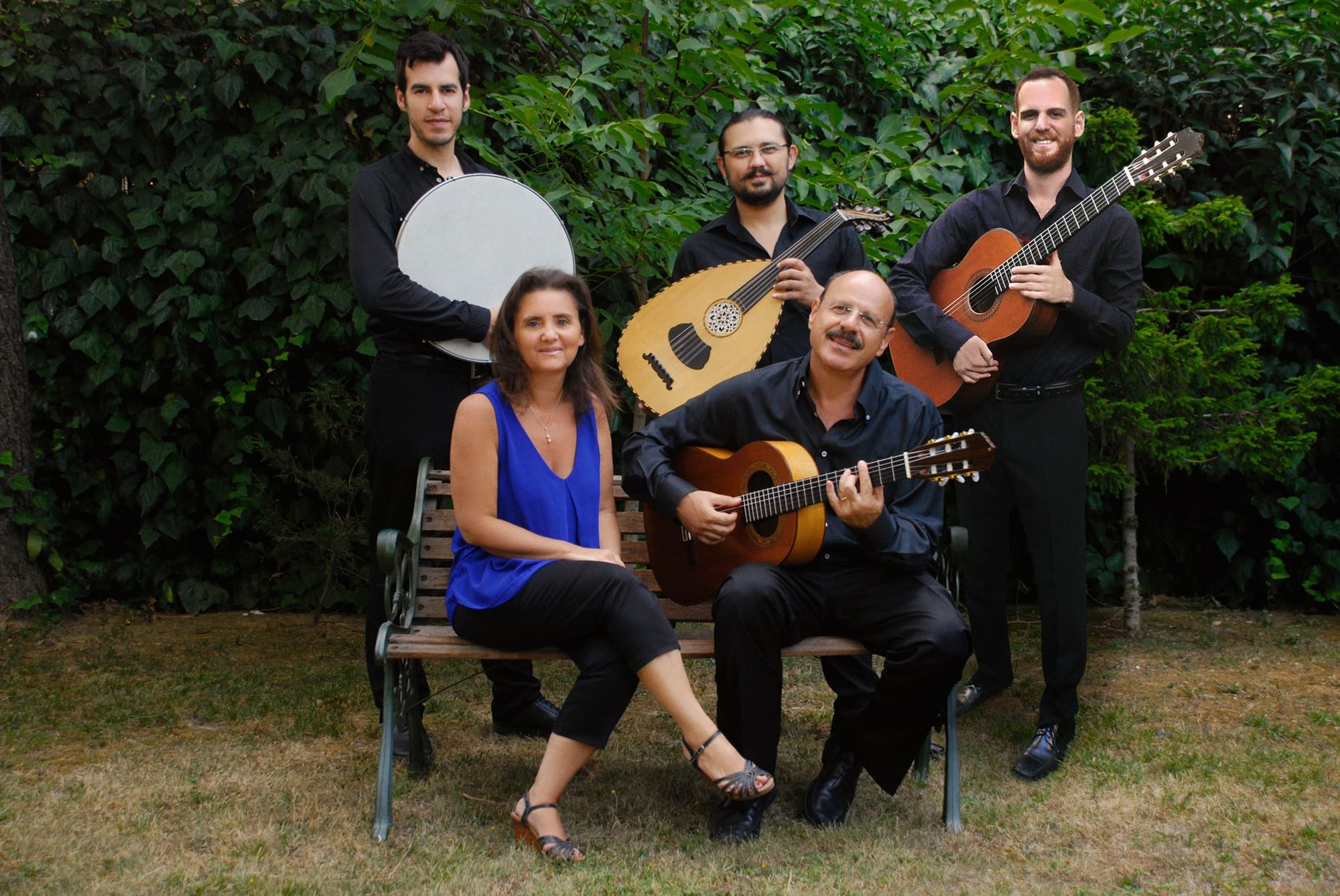 Janet & Jak Esim Ensemble Ladino Şarkılarıyla Sahnede