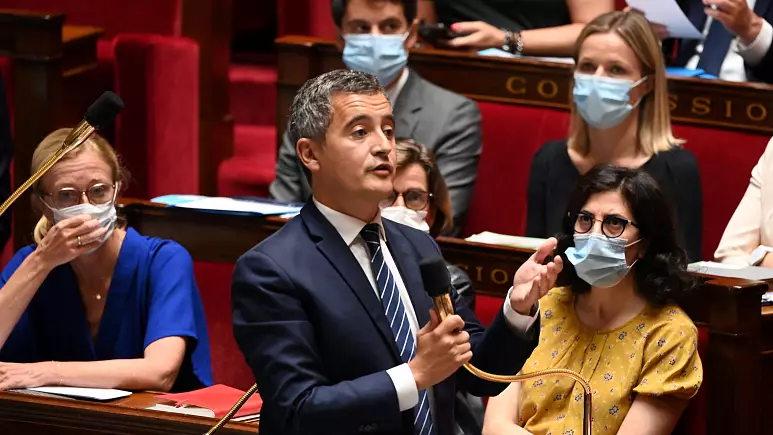 Paris İdari Mahkemesi, sosyal medya fenomeni Faslı imamın sınır dışı kararını durdurdu