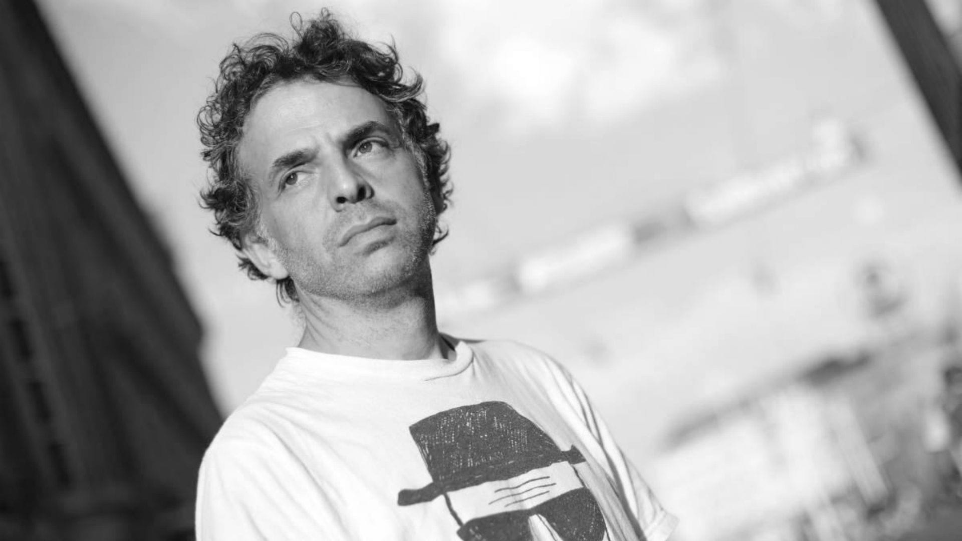 Üç Kuşak (Öykü) – Etgar Keret