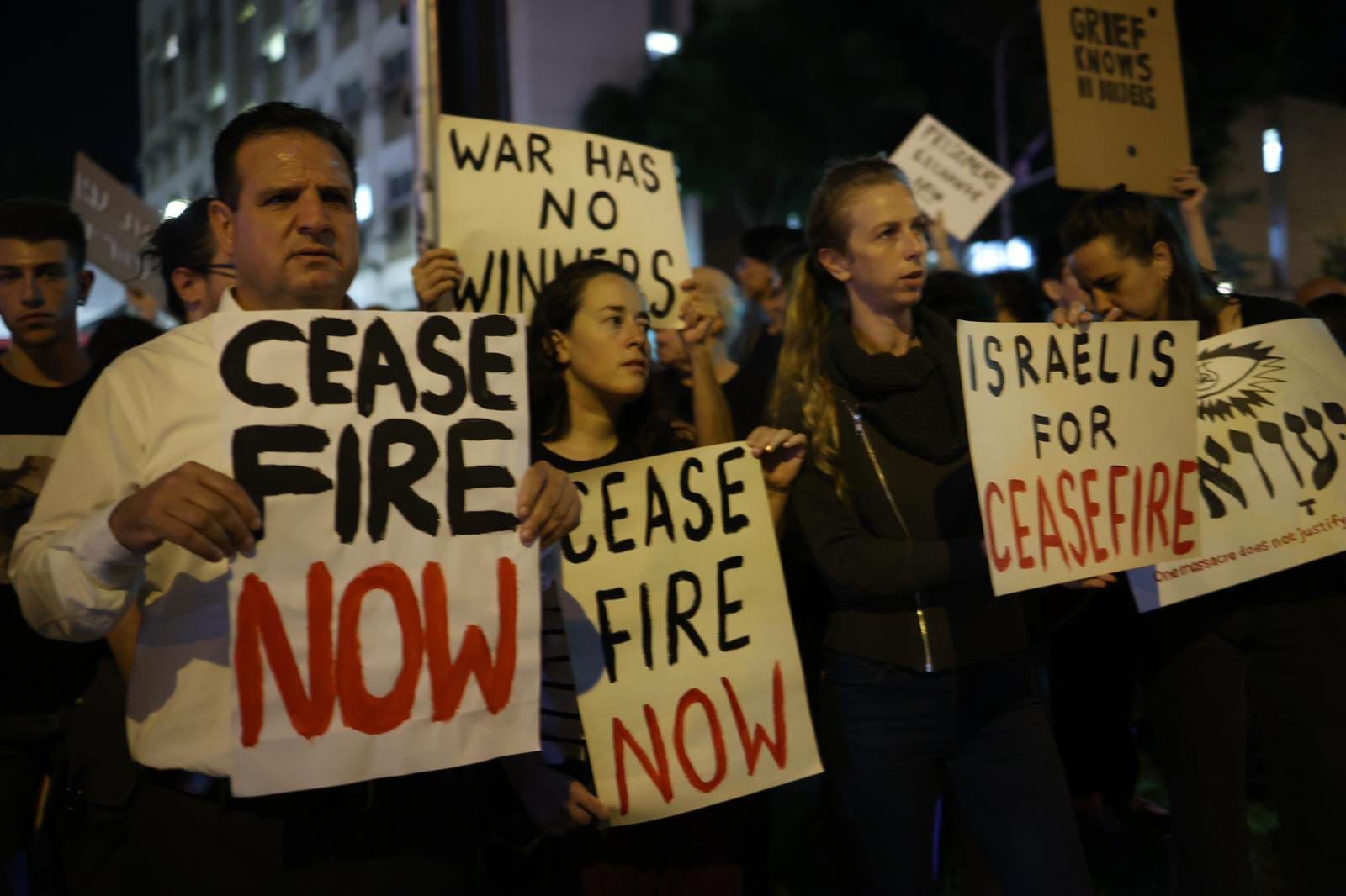 İsrailli Savaş Karşıtlarından Tel Aviv’de Protesto