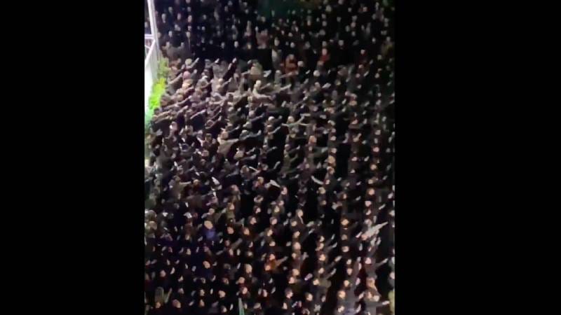 Roma’daki aşırı sağcı anmada Nazi Selamı