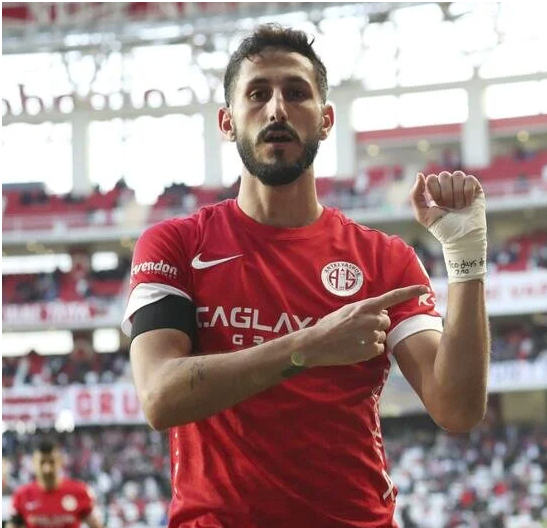 İsrailli rehineler için farkındalık yaratmak istedi göz altına alındı