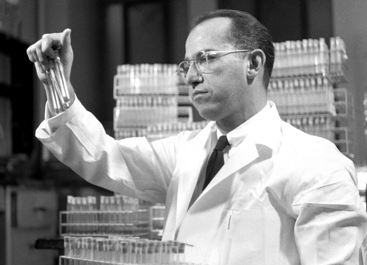 Güneşin Patenti Olmaz: Jonas Salk’ın Paylaşımı – Yakup Cemel